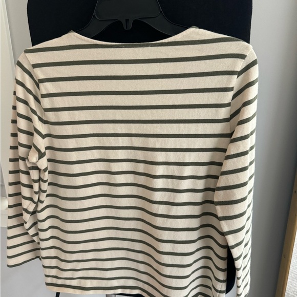 Sézane stripe top with button detail - Picture 3 of 6